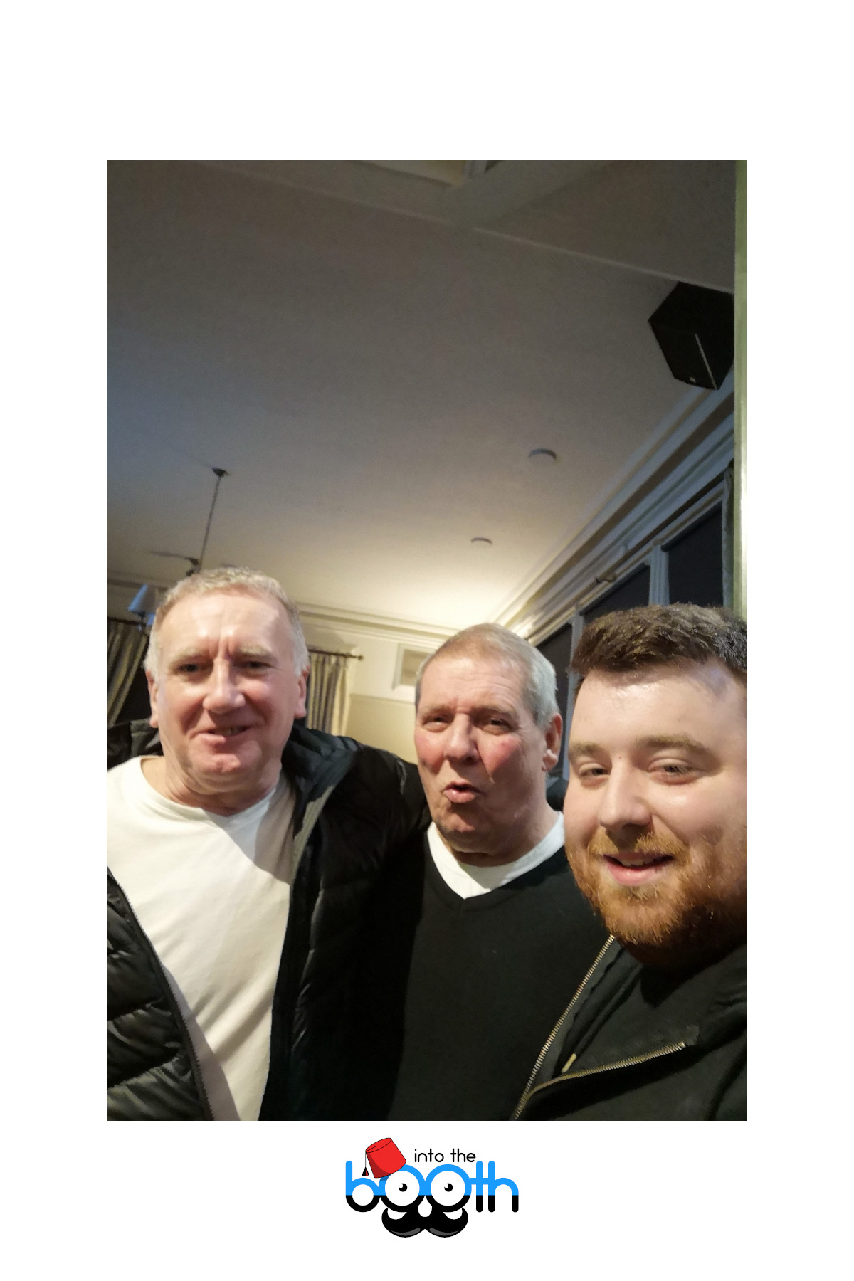 Nags Head Christmas Quiz 2019 | View more photos from the event at gallery.intothebooth.co.uk/u/IntoTheBooth/Nags-Head-Christmas-Quiz-2019